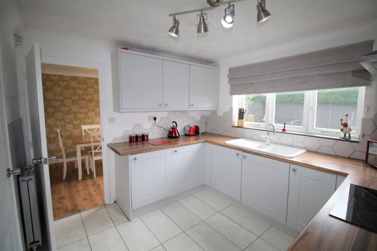 Doncaster - Warmsworth - Great Customer Feedback - 3 Bed Detached House - Private Garden & Parking Plus Garage - Quiet Cul De Sac Location - Dog Friendly - Fast Wifi - Close To Motorway Access Esterno foto